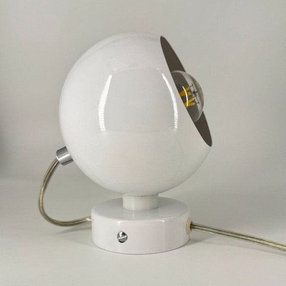 Frandsen Ball Magnet Wandleuchte, Benny Frandsen, Danish Design, Wandleuchten, Metall, Weiß (Foto 6 von 15)