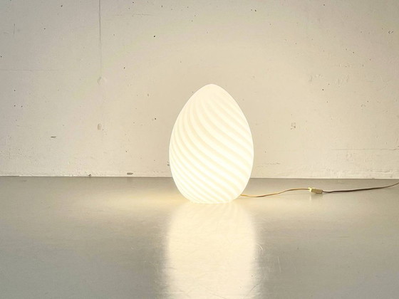 Image 1 of Egg-shaped table lamp made of Murano glass by Venini, Italy, 1960s