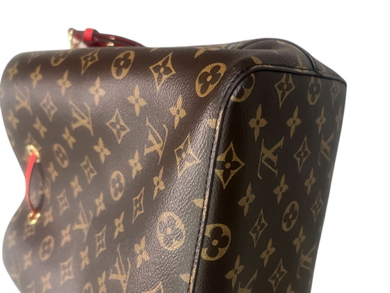 Image 1 of Louis Vuitton Noé tas