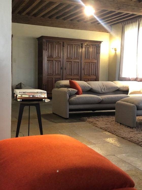 Cassina Dreisitzer – 3-5 Sitzer Sofas, Textile (photo 5 of 7)
