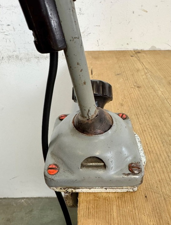 Image 1 of Lámpara de mesa industrial grande, gris, estilo taller, década de 1960