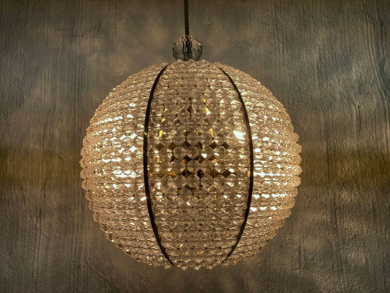 Image 1 of Lampada a sfera di design anni '50 in ottone acrilico stile Emil Stejnar