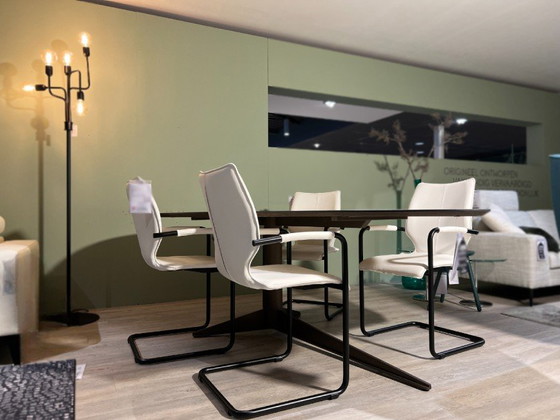 Stilo – Dopmeijer, Tables de salle à manger (photo 7 of 7)