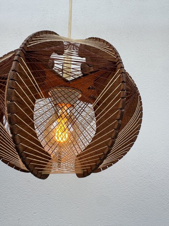 Lampada a sospensione stile scandinavo anni '60 – Lampade a sospensione, Legno (photo 4 of 12)