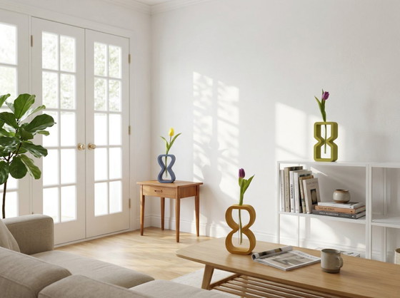 Image 1 of Relojes de arena atemporales (juego de 3 jarrones tallados)