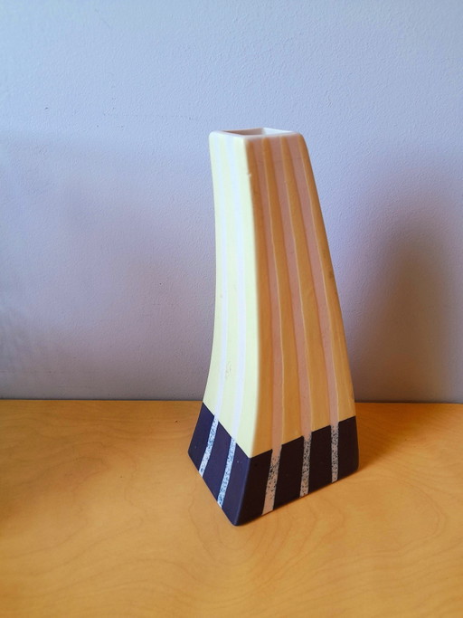 Ceramic vase