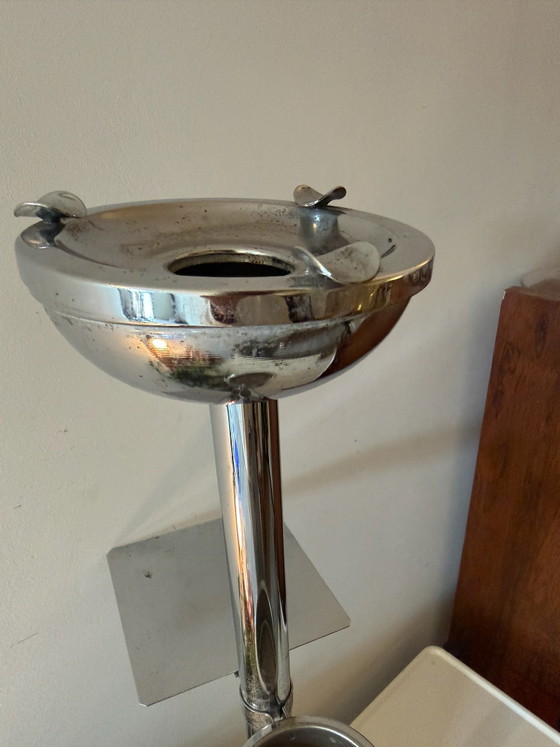 Chrome staande asbak, Decoratieve objecten, Chroom, Zilver (foto 3 van 5)