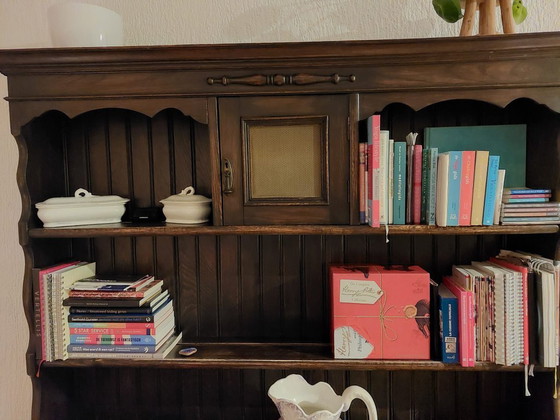 Image 1 of Credenza/vetrina gallese antica in rovere, in stile giacobino.