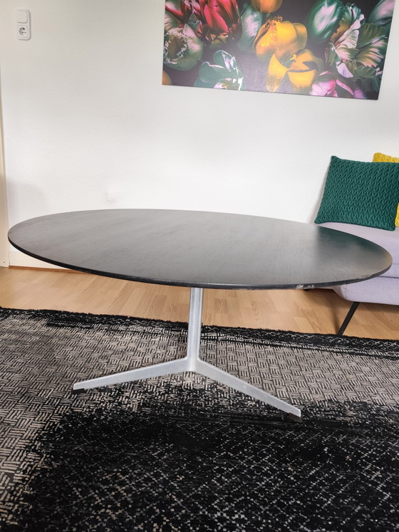Image 1 of Arne Jacobsen for Fritz Hansen RARE 3-Arm Black - Model 3513 / coffee table (1958/60) Ø 110 cm