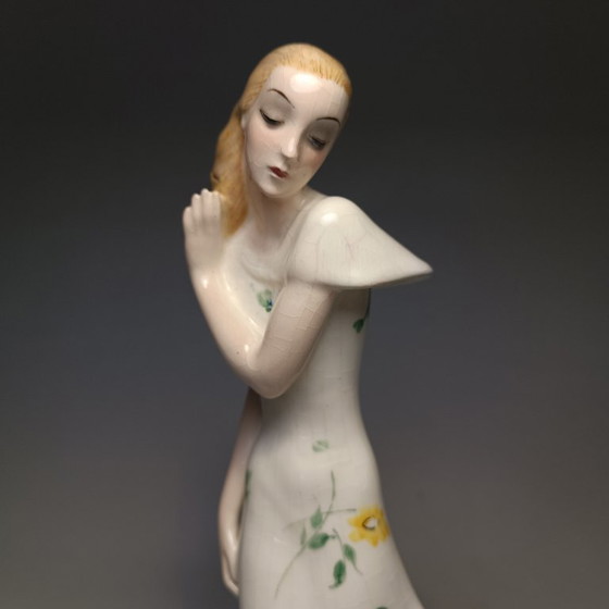 Goldscheider - Claire Weiss - Skulptur, Art Deco Dame im langen Kleid - 28,5 cm - Porzellan (photo 23 of 35)