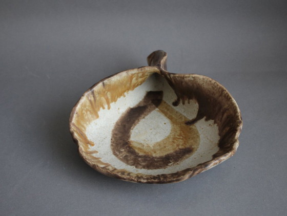 Image 1 of Handgetöpferte Schale und Streichholzstein von Camo Denmark