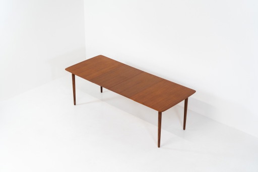 Gran mesa de comedor extensible de Rastad &amp; Relling para Gustav Bahus (Noruega, años 50). 