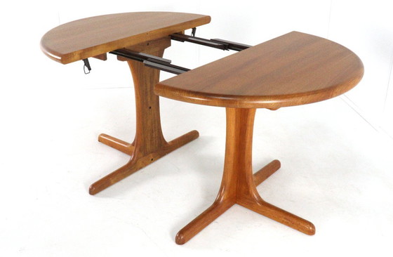 Image 1 of Danish round 1x extendable dining table teak solid