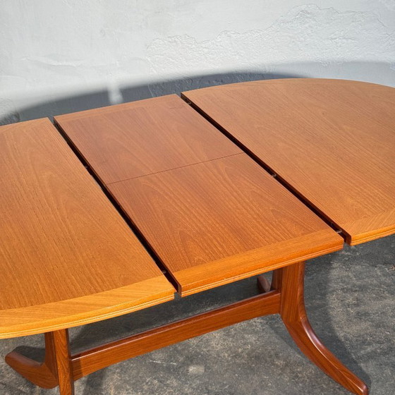 Image 1 of Parker Knoll Oval Extendable Teak Dining Table, 1960s