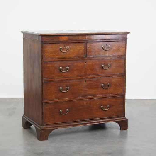 Grande commode anglaise ancienne en chêne à 5 tiroirs du 18ème siècle