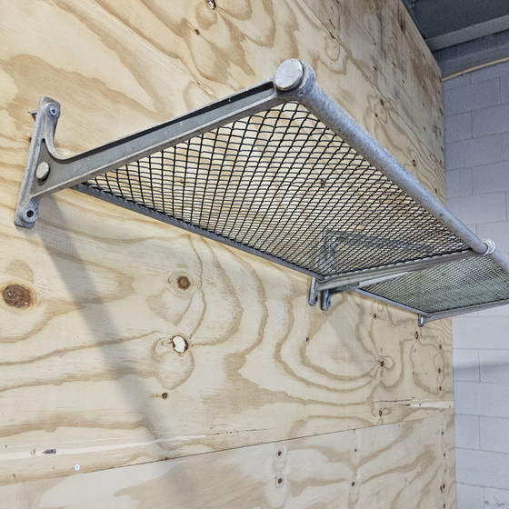 Image 1 of 4x Vintage 70s NS Hondekop (Mat 54) bagagerekken treincoupe / wandkapstok/ hoedenrek