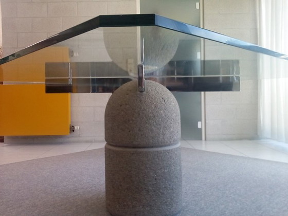 Image 1 of Table en béton et verre "Paracarro" de Giovanni Offredi
