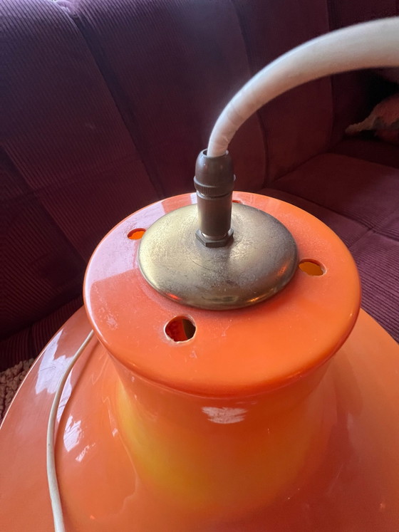 Orange and brass 70’s lamp / 45 cm diameter – Pendant lamps, Plastic (photo 3 of 5)
