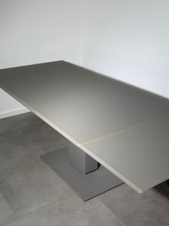 Image 1 of Calligaris Echo uitschuifbare glazen eettafel – 140–240 cm