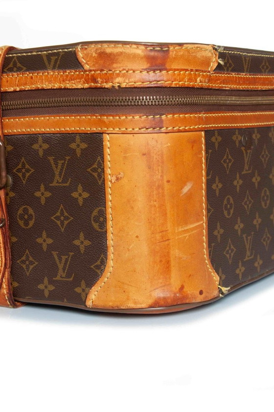 Image 1 of Baule Louis Vuitton in tela morbida con monogramma
