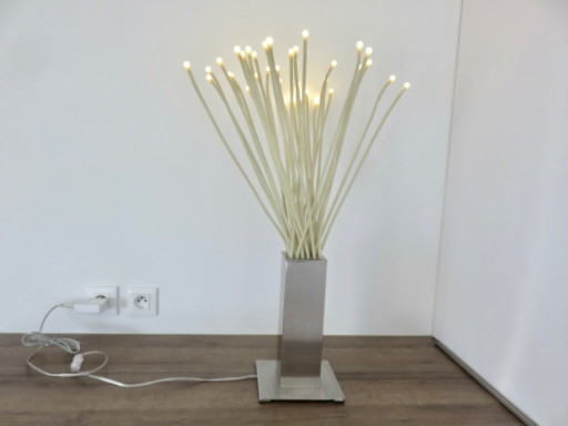 Ikea "stranne" of "kwal" lamp, begin 2000, door Knut en Marianne Hagberg