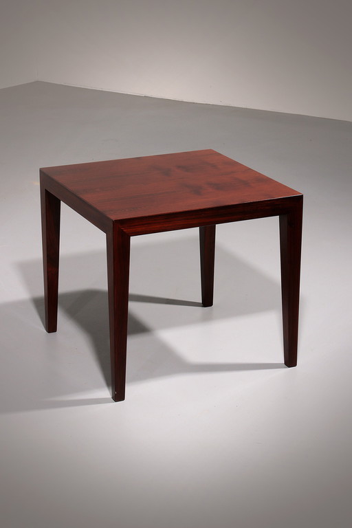 Table d'appoint en bois foncé par Severin Hansen pour Haslev Møbelsnedkeri, années 1950