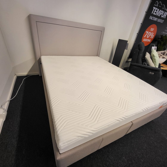 Image 1 of Cama de relax TEMPUR - 160x200