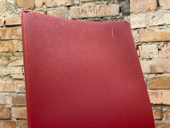 Image 1 of Richard Hutten Centraal Museum rood