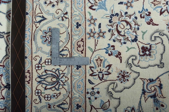 Image 1 of Perzisch tapijt Nain 9 La met zijde - 204 x 137 cm