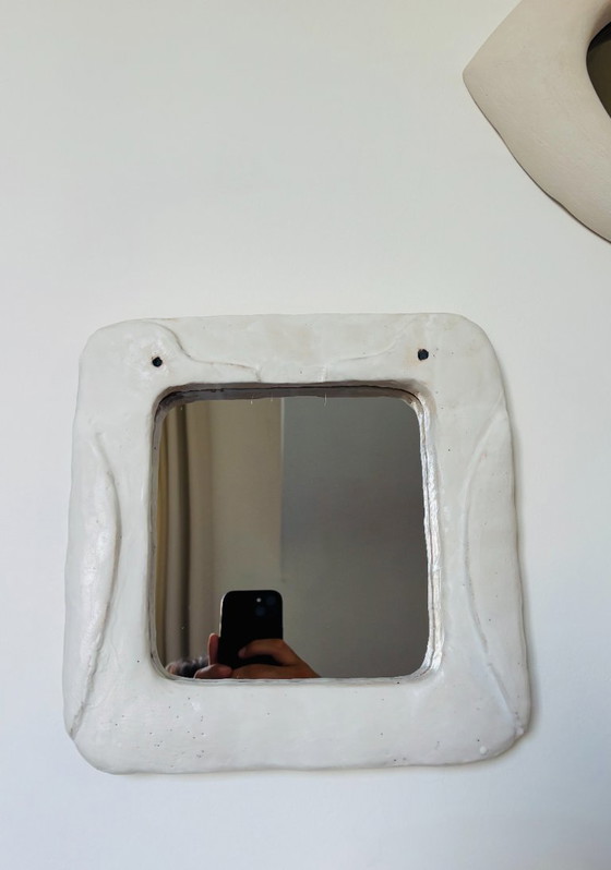 Image 1 of Espejo de cerámica francés contemporáneo diseñado por Renzo Maar.