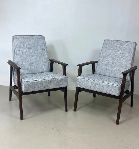 Image 1 of Zwei Henryk Lis 300-190 Sessel, 1970er Jahre, melierter graublauer Stoff. Ref.: Patty