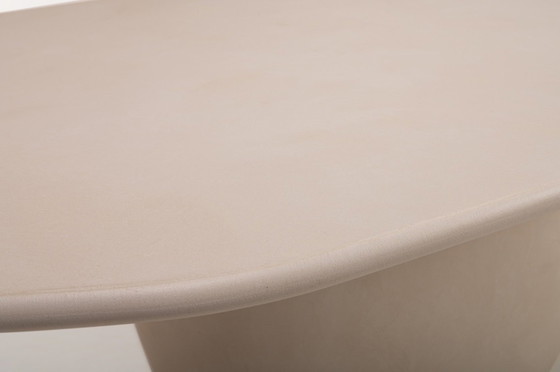 Image 1 of Table à manger contemporaine en plâtre « Pièce Unique »