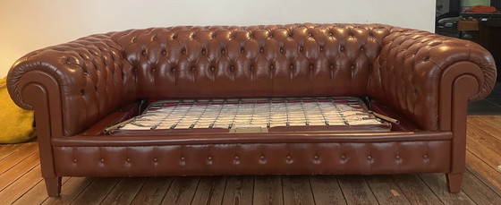 Prachtige vintage roestkleurige Chesterfield, 3-5 zitsbanken, Leer, Bruin (foto 5 van 9)