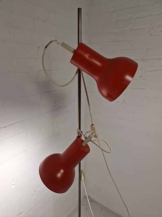 Oranje vintage vloerlamp jaren 70 – Lampade da terra, Metallo (photo 3 of 5)