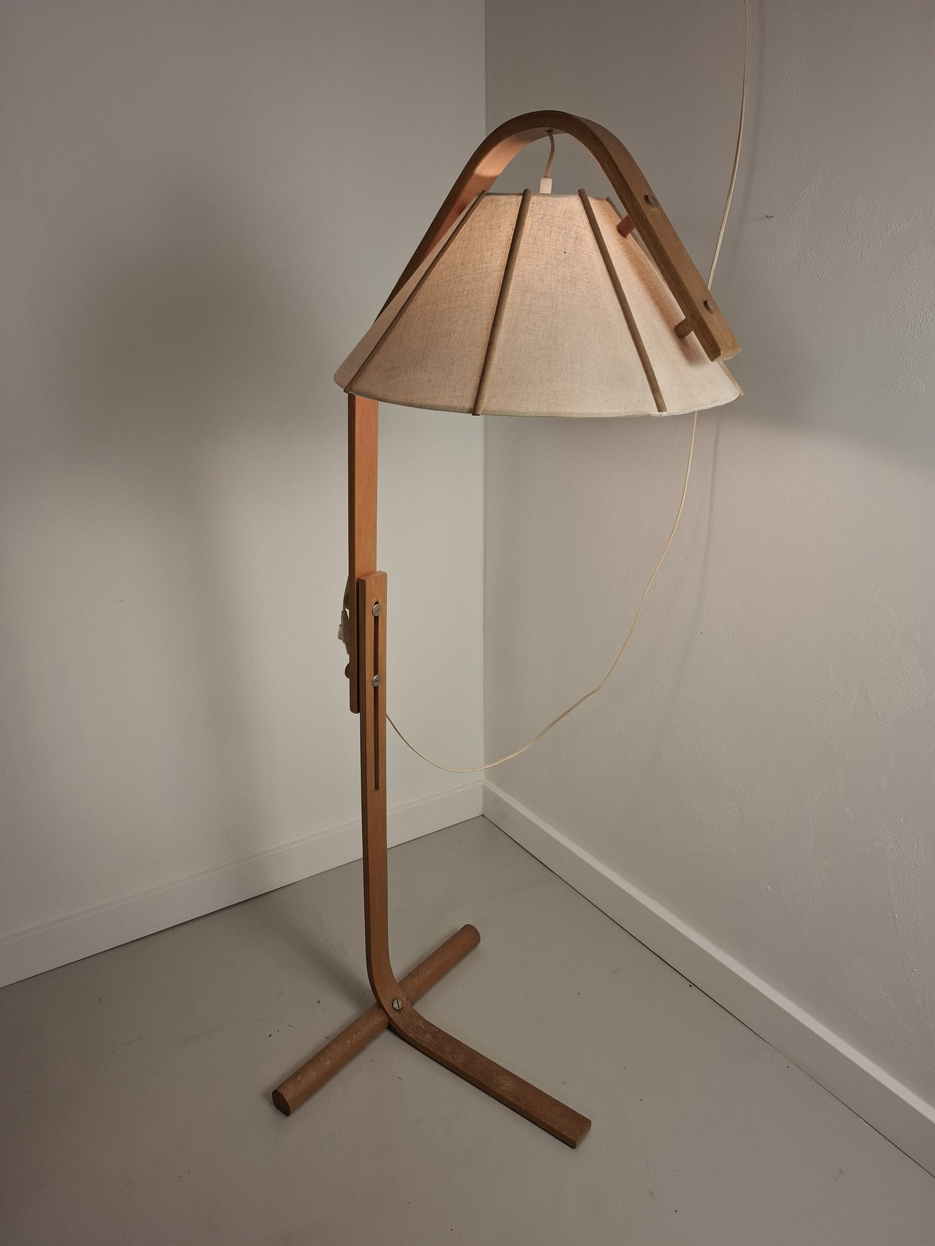 Vintage wooden floor lamp Jan Wickelgren (Scandinavian design
