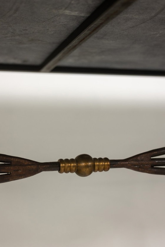 Image 1 of Eettafel van scagliola-hout en smeedijzer. Jaren 50.