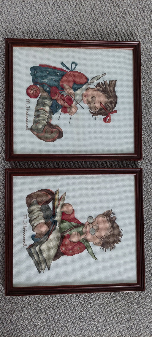 Peintures brodées représentant des personnages HUMMEL