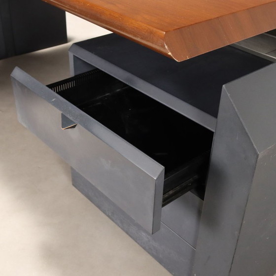 Image 1 of Groot hoekbureau uit de jaren 80-90