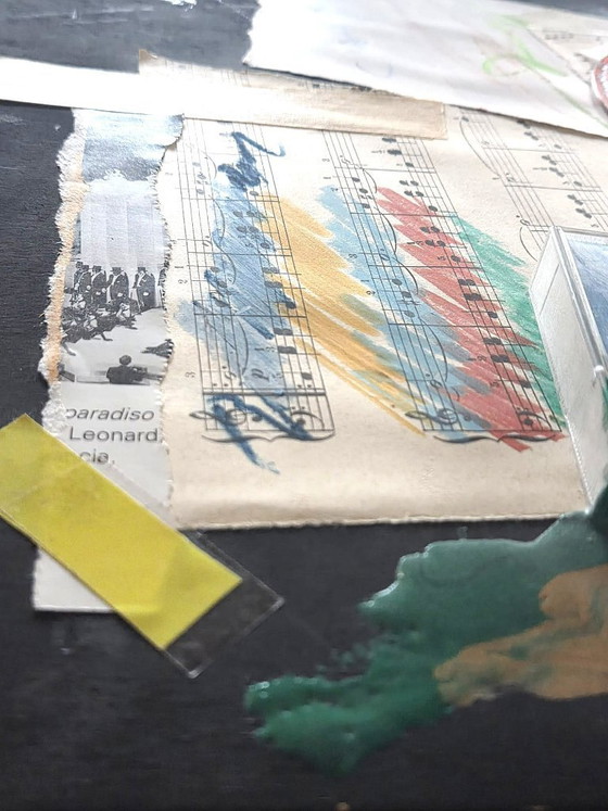 Image 1 of GIUSEPPE CHIARI (Fluxus). Musik durch die Zeit, 2005. Mischtechnik, 45 × 35 × 3 cm