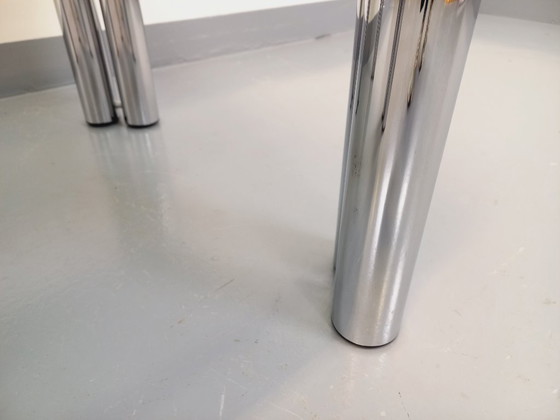 Image 1 of Vintage Italiaanse vierkante Space Age salontafel van gerookt glas en verchroomd metaal uit de jaren 70