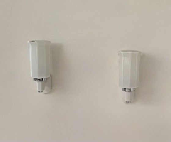 Image 1 of Paire d'applique vintage, porcelaine et opaline, France 1950