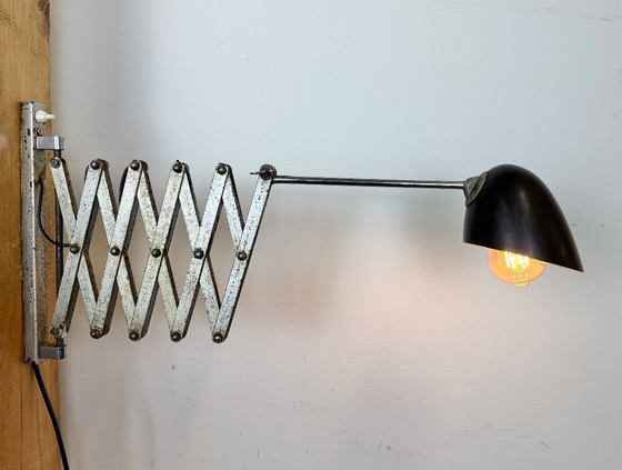 Image 1 of Lampada da parete industriale a forbice di metà secolo, anni '50