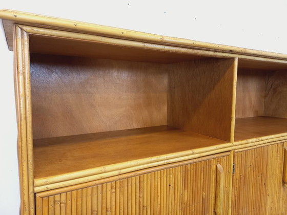 Image 1 of Mobile contenitore vintage in rattan e legno chiaro degli anni '60