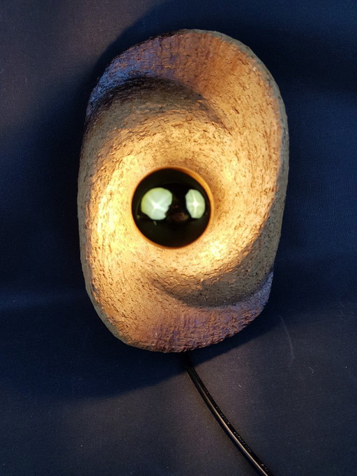 Lámpara de pared vintage de arcilla chamota brutalista - Cerámica moderna de mediados de siglo (décadas de 1960 y 1970)