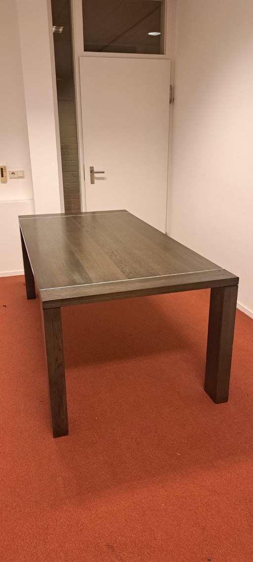 Sleek wooden dining table | Modern & timeless design