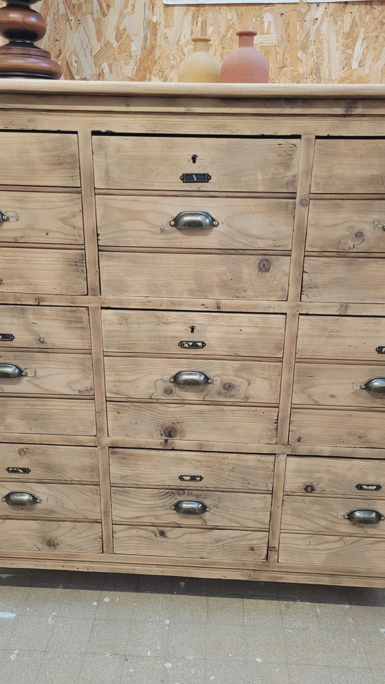 Image 1 of Muebles comerciales