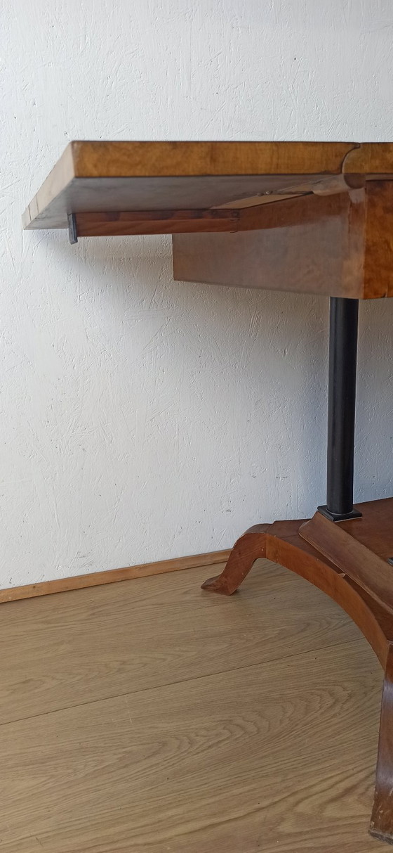 Image 1 of Großer, verstellbarer viktorianischer Tisch.
