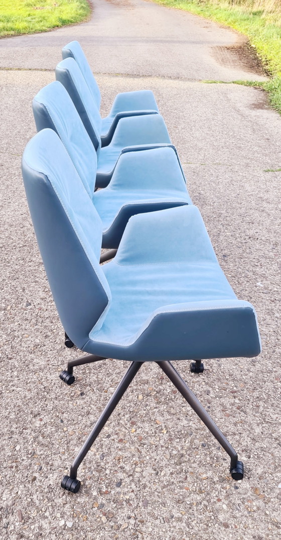 Image 1 of 4 Leolux Mime Twist