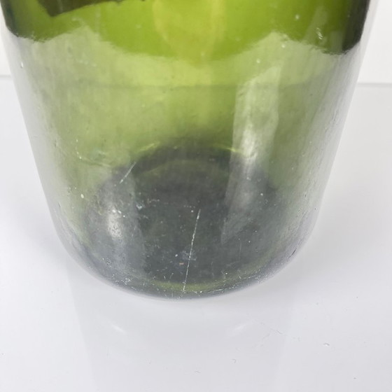 Image 1 of Große antike Apothekerflasche aus grünem geblasenem Glas