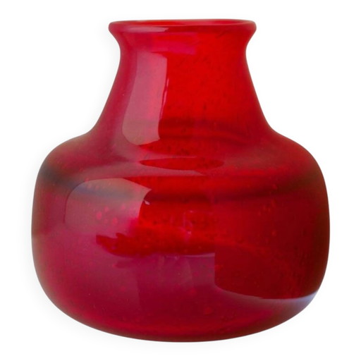 Red glass vase by Erik Höglund for Bodafors, 1960s